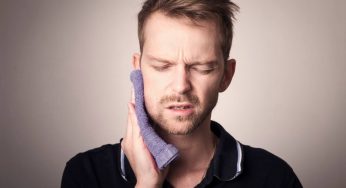 Non sono gli zuccheri i principali responsabili delle carie ai denti: questi cibi sono molto più dannosi